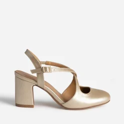 Babies dorées à talon et brides croisées