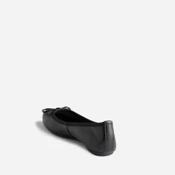 Ballerine noire en cuir avec noeud