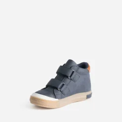 Basket BUGGY marine et motif chevrons gris