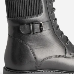 Bottine BUGGY noire éco-conçue décor boucle