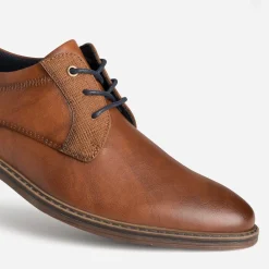 Derby cognac avec détails embossés