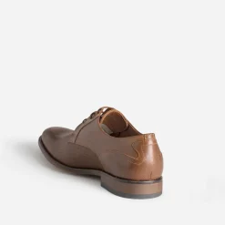 Derby cognac en cuir embossé