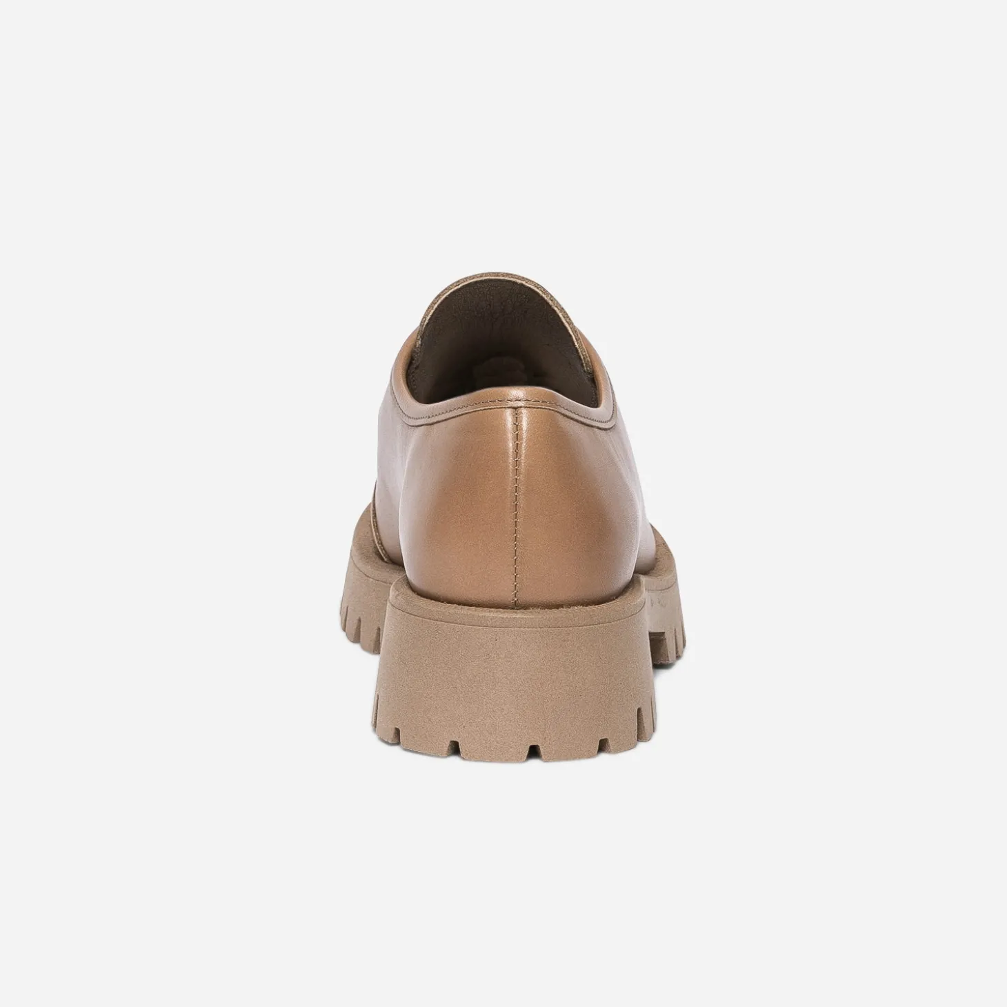 Derby TEXTO camel éco-conçu cuir à semelle crantée