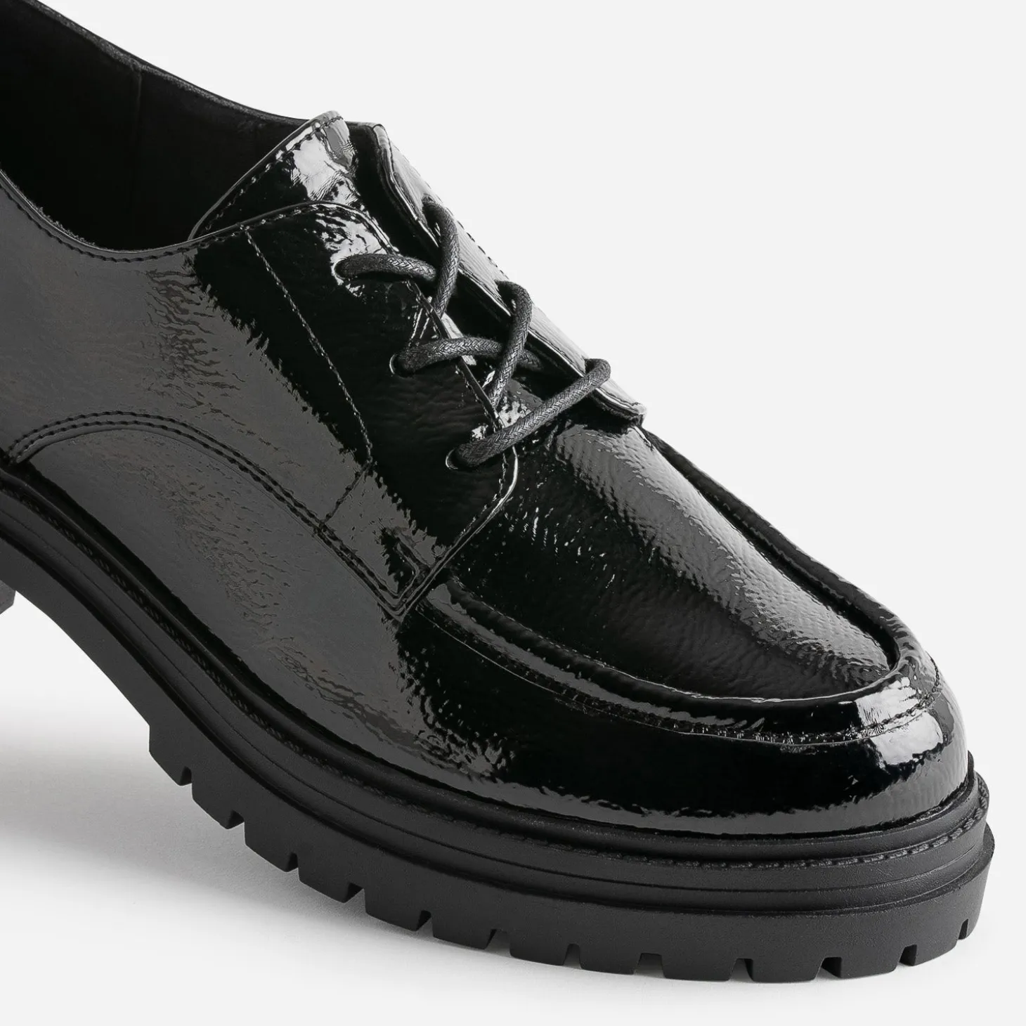 Derby TEXTO éco-conçu noir verni semelle crantée
