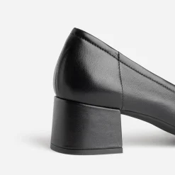 Escarpin noir en cuir