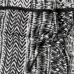 Foulard noir et blanc