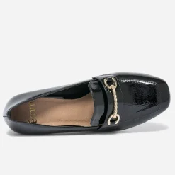 Mocassin à talon noir verni