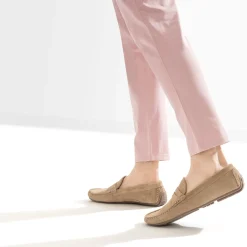 Mocassin beige éco-conçu en cuir velours