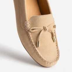 Mocassin beige cuir velours petit nœud