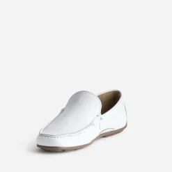 Mocassin blanc en cuir