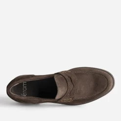 Mocassin marron en cuir velours