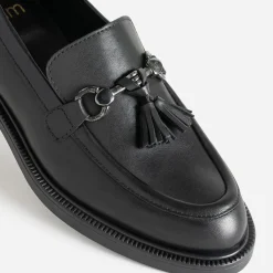 Mocassin noir cuir à pampilles