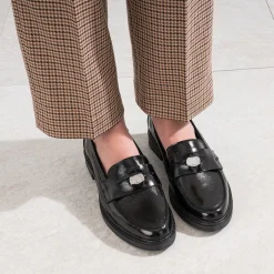 Mocassin noir cuir verni