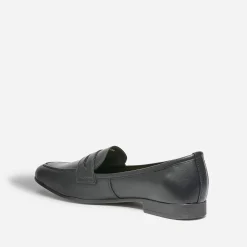 Mocassin noir en cuir