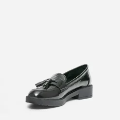 Mocassin noir verni à pampilles