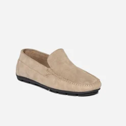 Mocassin taupe en cuir velours