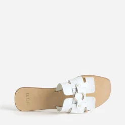 Mule blanche en cuir embossé croco