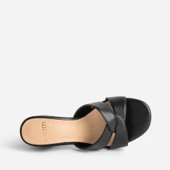 Mule noire à brides croisées