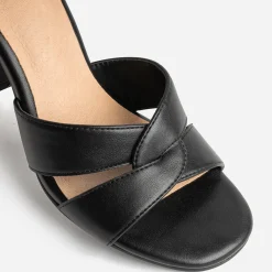 Mule noire à brides croisées