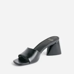 Mule TEXTO noire à talon triangle