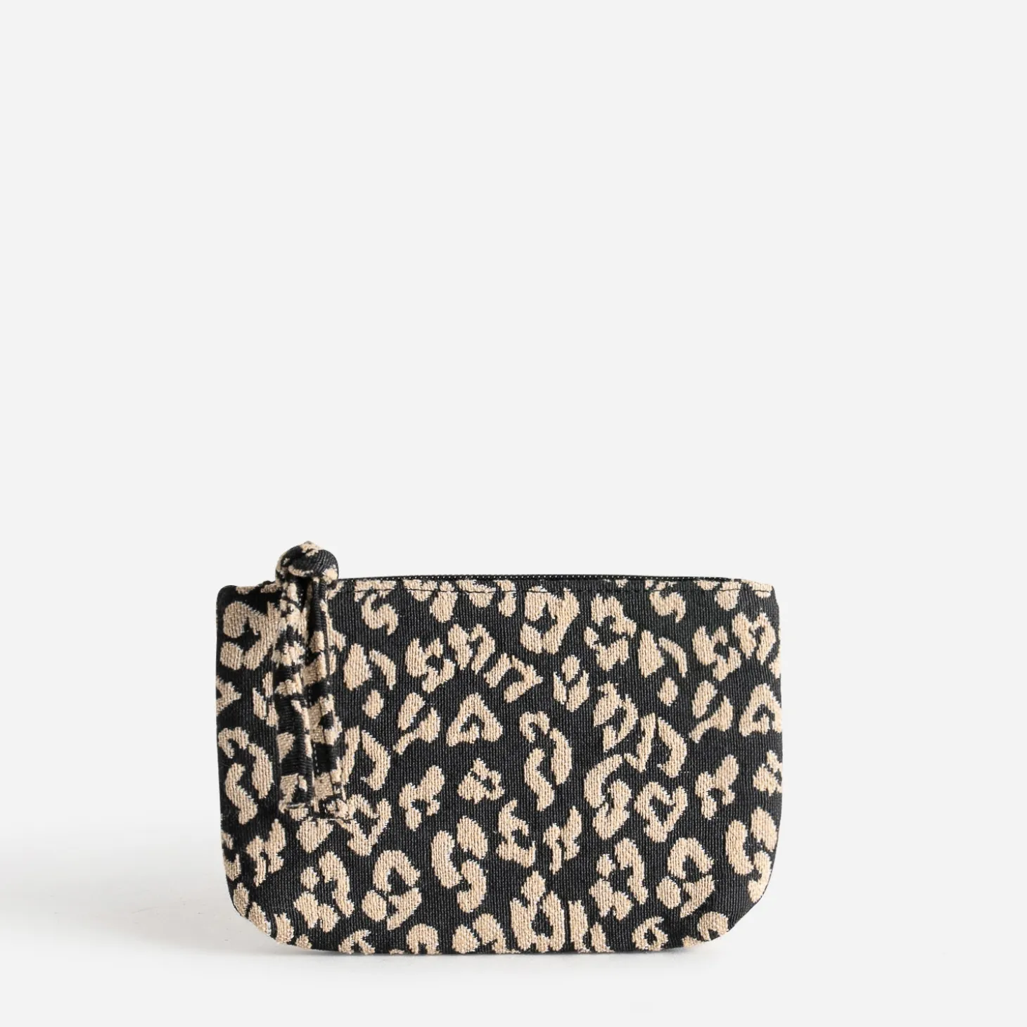 Pochette TEXTO noire à motif lépard