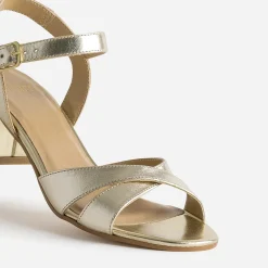 Sandale à talon dorée cuir