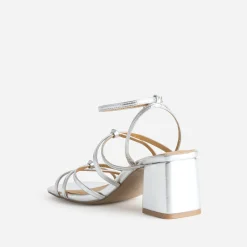 Sandale argentée à brides