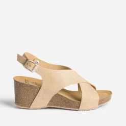 Sandale compensée anatomique beige doré en cuir embossé