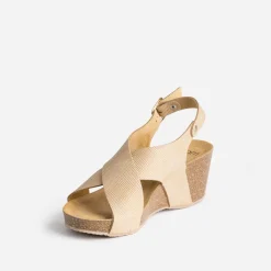 Sandale compensée anatomique beige doré en cuir embossé