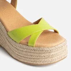 Sandale compensée TEXTO lime verni