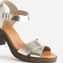 Sandale dorée en cuir éco-conçu