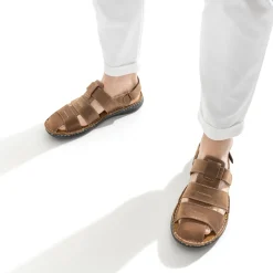 Sandale fermée marron en cuir