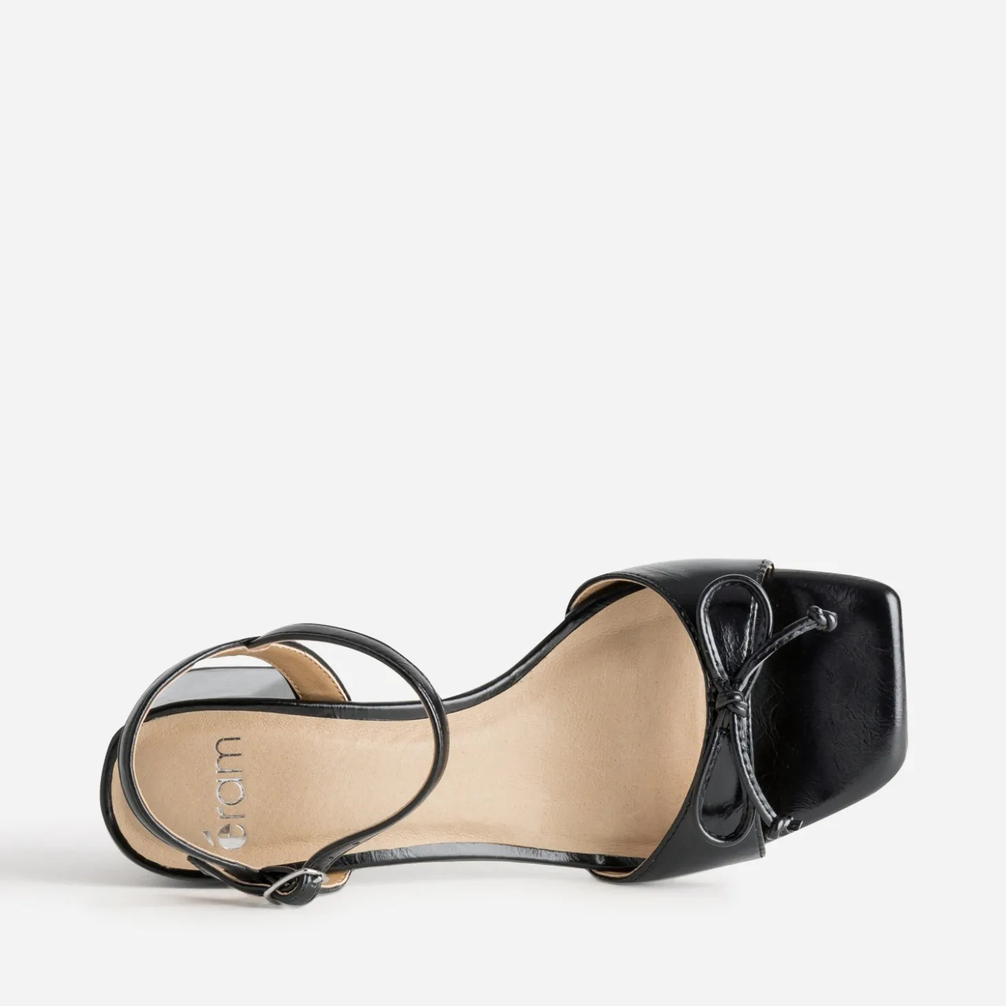 Sandale noire décor nœud