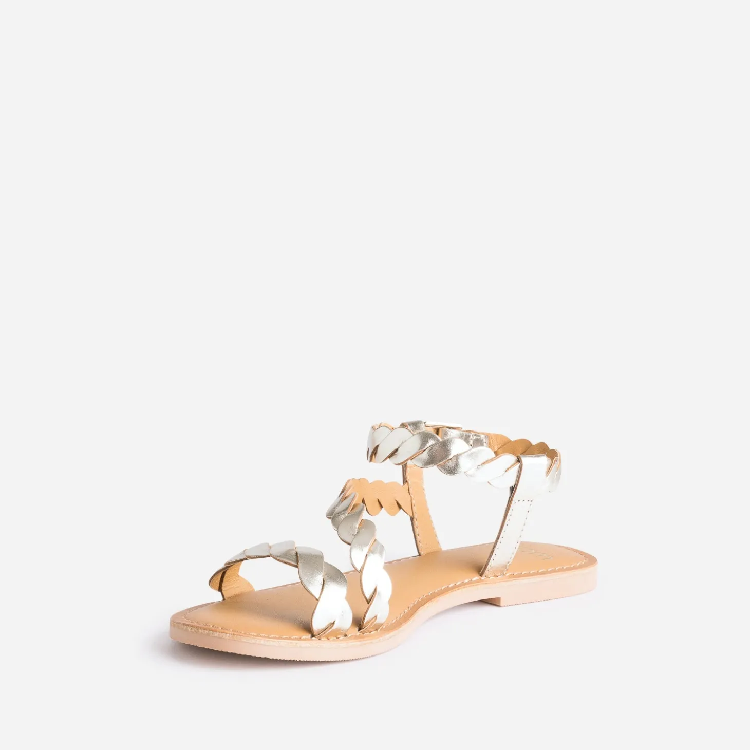 Sandale or en cuir à brides entrelacées