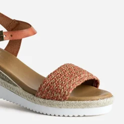 Sandale orange éco-conçue en cuir avec bride tressée