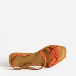 Sandale orange foncé en cuir velours