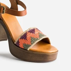 Sandale TEXTO à talon et bride multicolore
