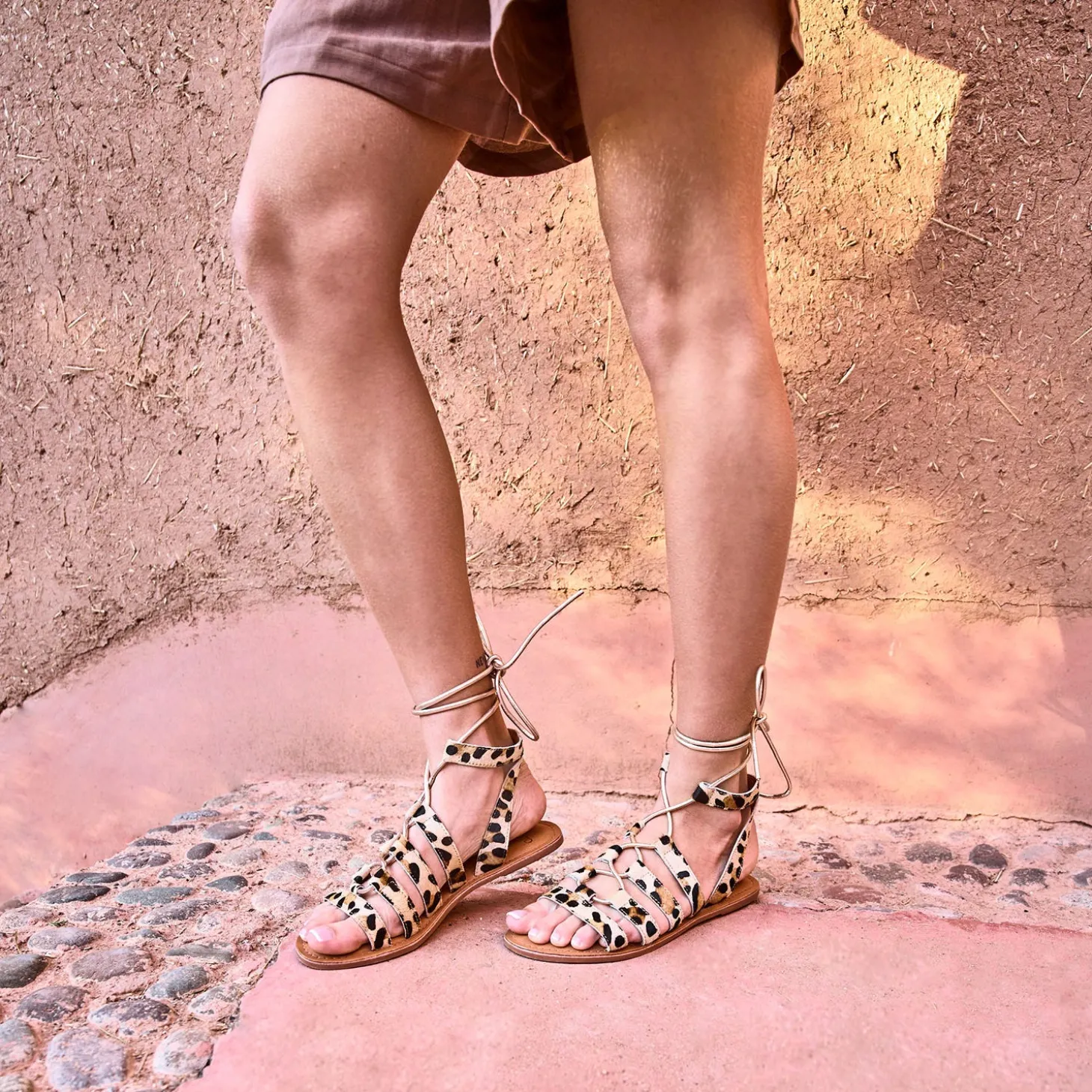 Sandale TEXTO beige cuir motif léopard