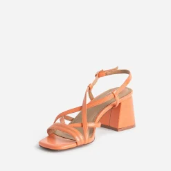 Sandales à talon orange